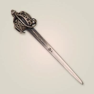 Antique best sale kilt pins